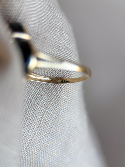 Vintage 1990s Blue Turquoise & Onyx Ring in 14k Gold
