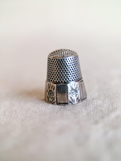 Vintage 1950s Thimble in Sterling Silver