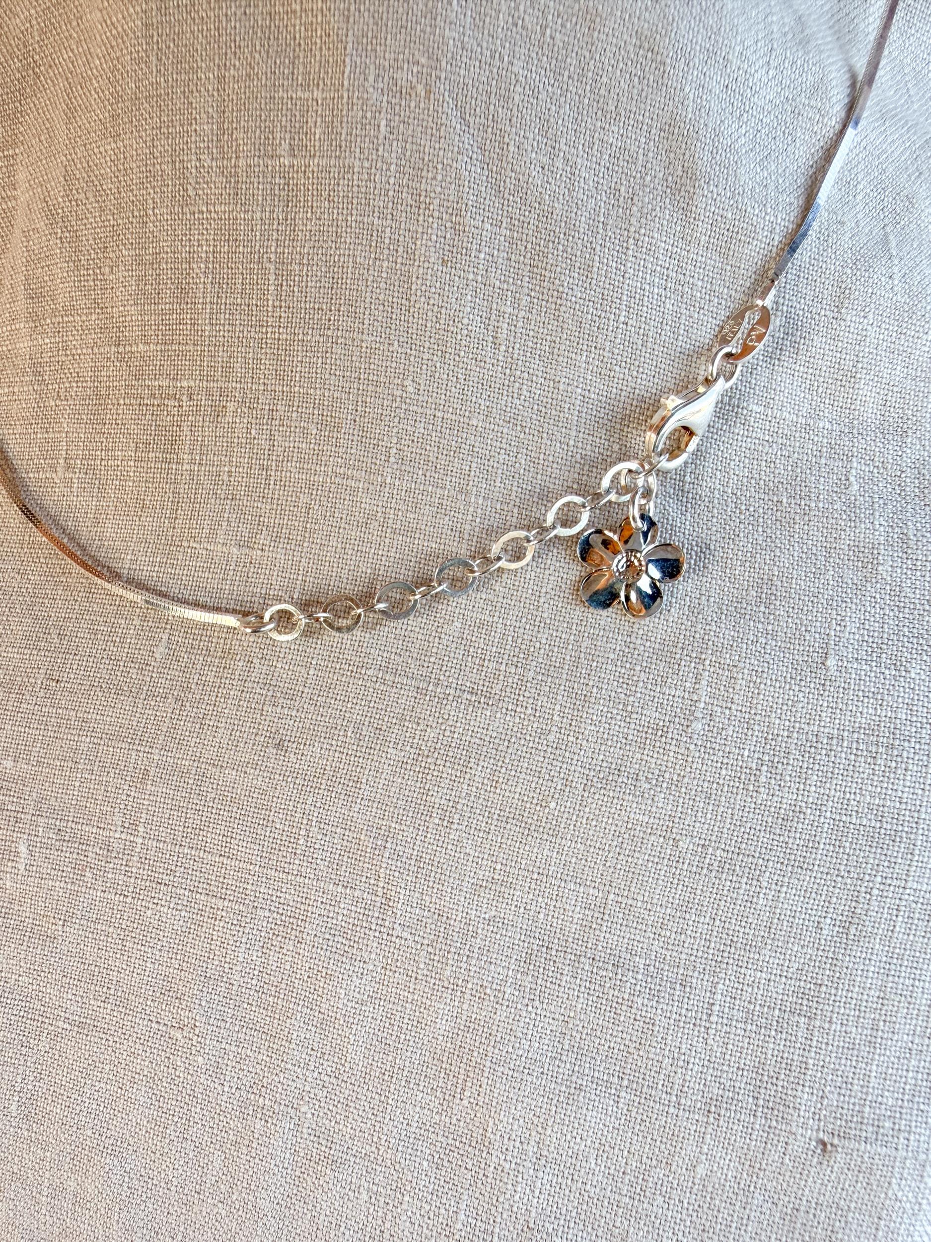 Vintage 1990s Floral Collar Bib Necklace in Sterling Silver