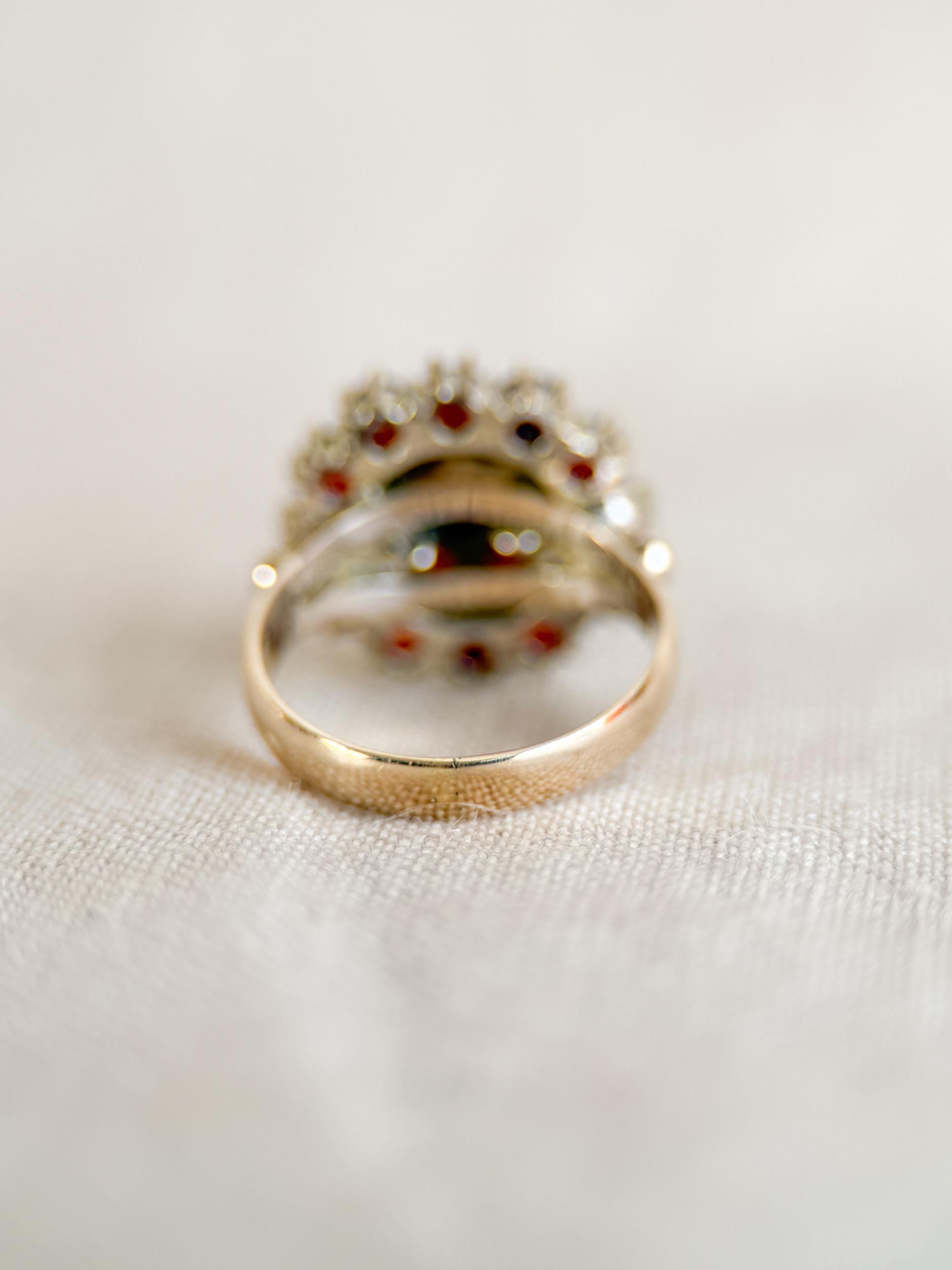 Vintage 1960s Garnet Cluster Gemstone Ring in 8k Gold