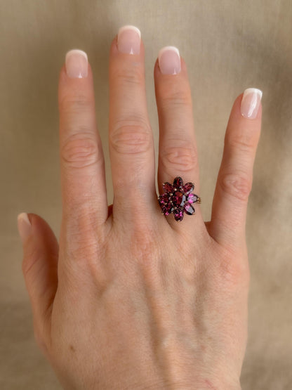 Vintage 1990s Rhodolite Garnet Cluster Ring in 10k Gold