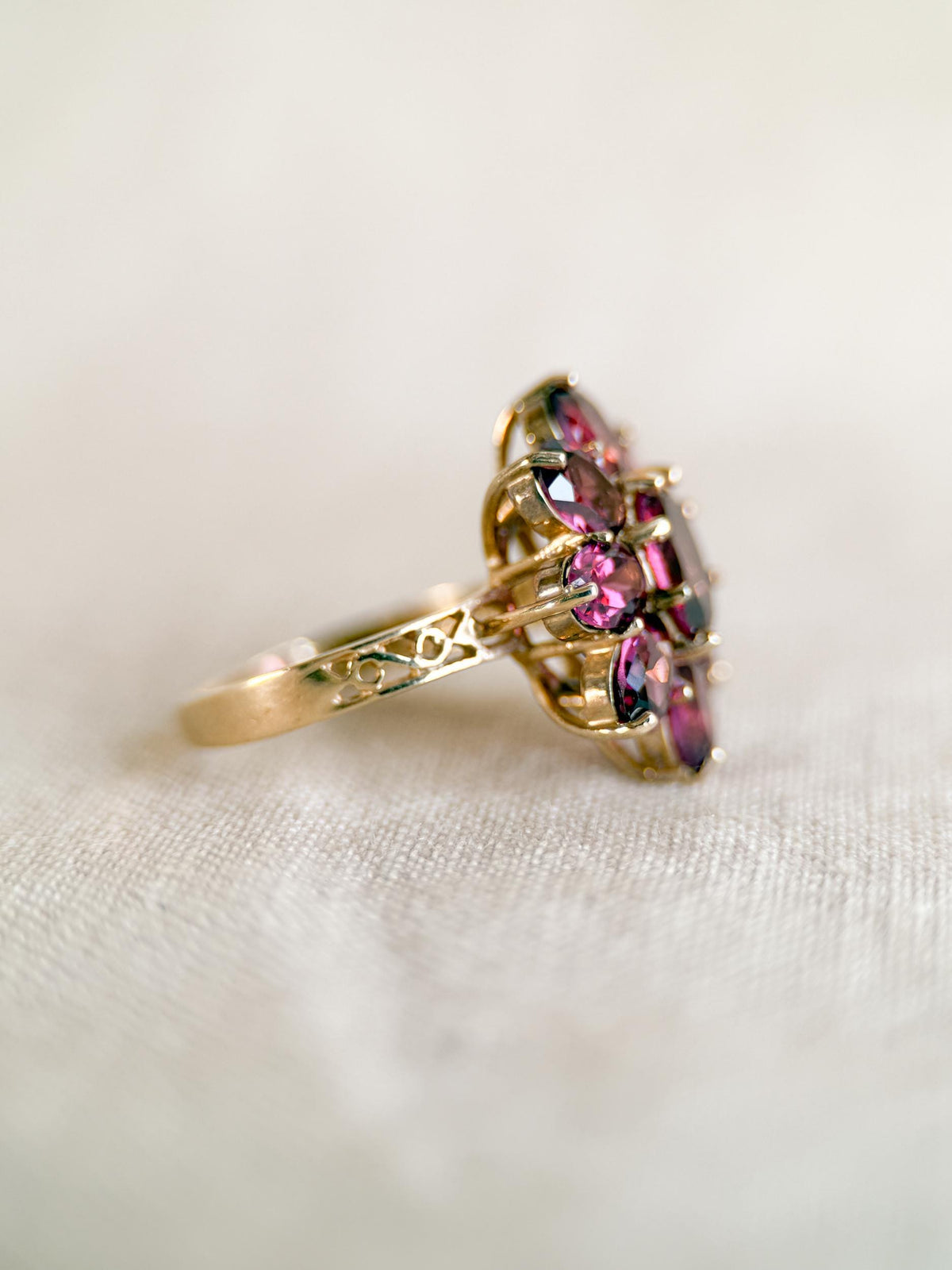 Vintage 1990s Rhodolite Garnet Cluster Ring in 10k Gold