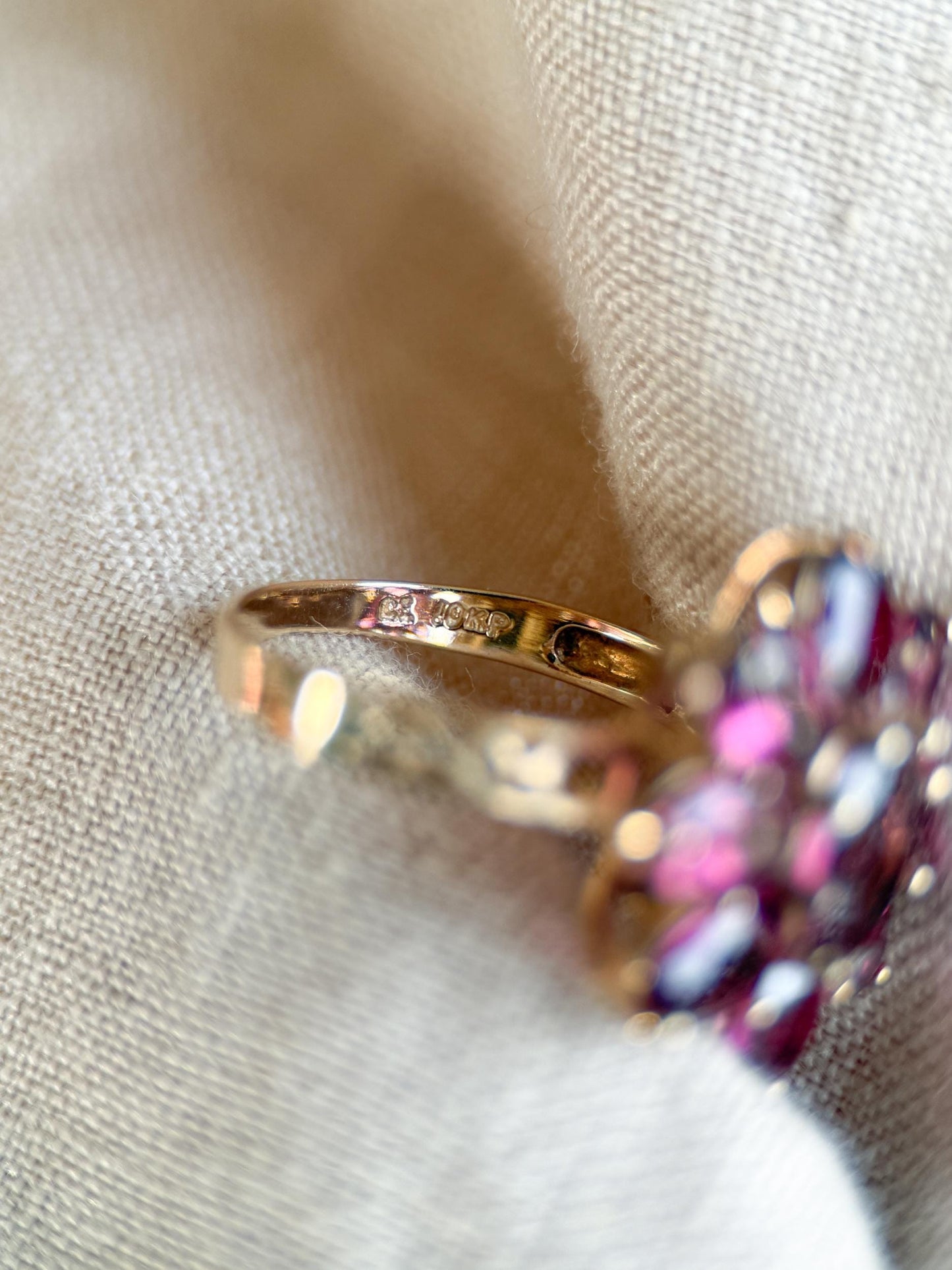 Vintage 1990s Rhodolite Garnet Cluster Ring in 10k Gold