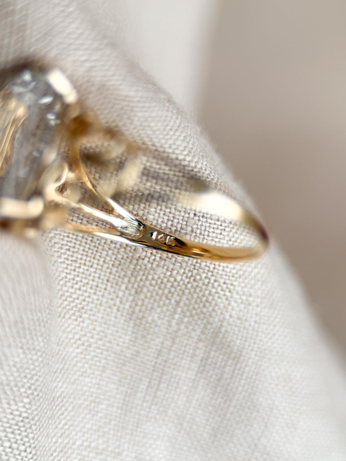 Vintage 1990s Topaz Filigree Gemstone Ring in 14k Gold