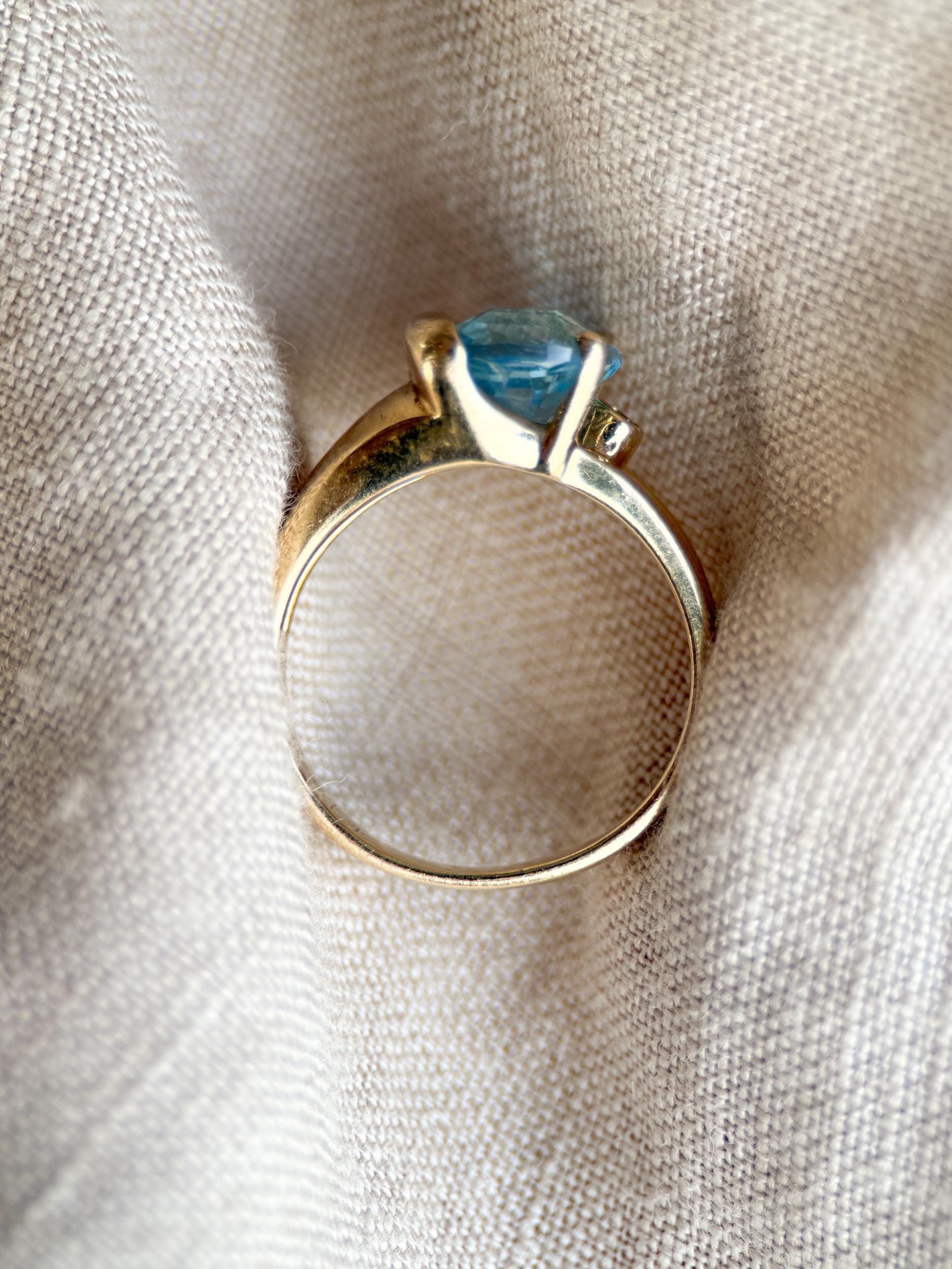 Vintage 1990s Blue Topaz & Diamond Ring, 14k Gold