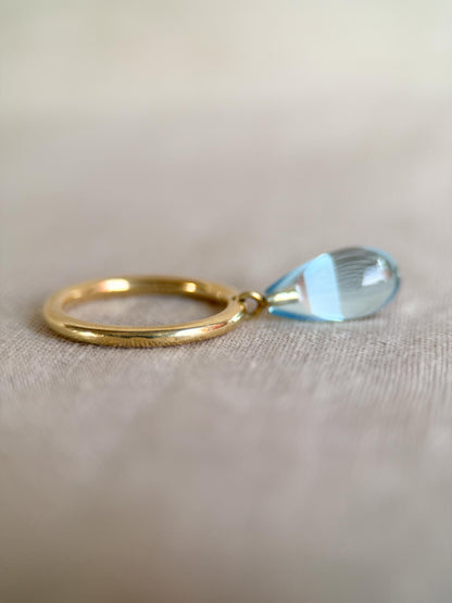 Vintage 1990s Topaz Drop Gemstone Ring in 18k Gold