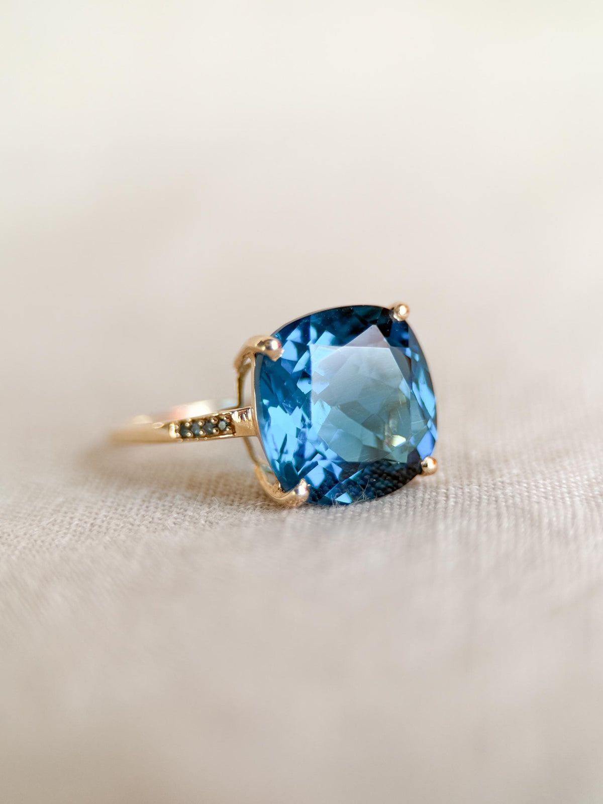 Vintage 1970s Blue Topaz Gemstone Cocktail Ring, 14k Gold