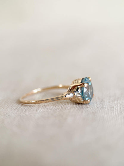 Vintage 1970s Blue Topaz Gemstone Filigree Ring, 14k Gold