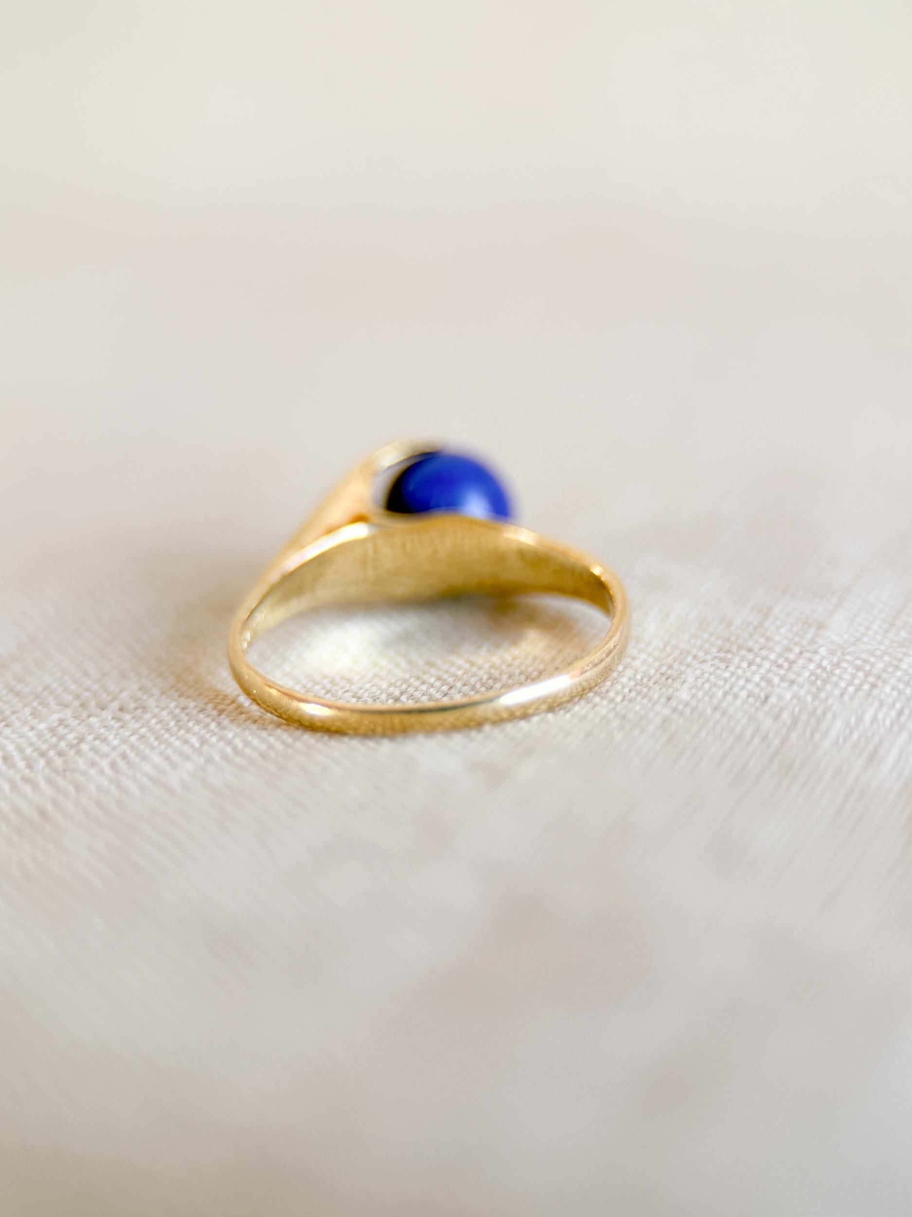 Vintage 1970s Lapis Lazuli Gemstone Ring in 14k Gold - Timeless Sustainability • Vintage Fine Jewelry