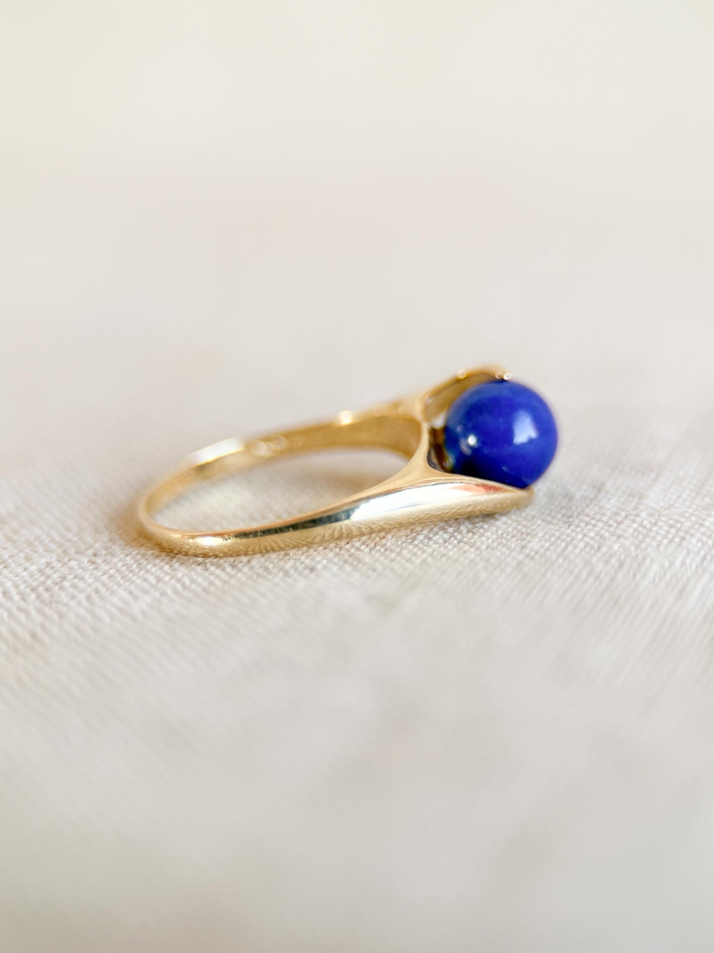 Vintage 1970s Lapis Lazuli Gemstone Ring in 14k Gold - Timeless Sustainability • Vintage Fine Jewelry