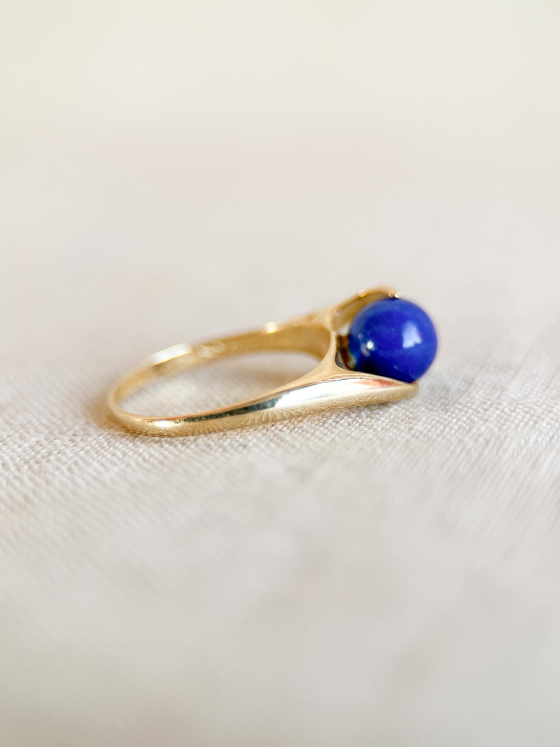 Vintage 1970s Lapis Lazuli Gemstone Ring in 14k Gold - Timeless Sustainability • Vintage Fine Jewelry