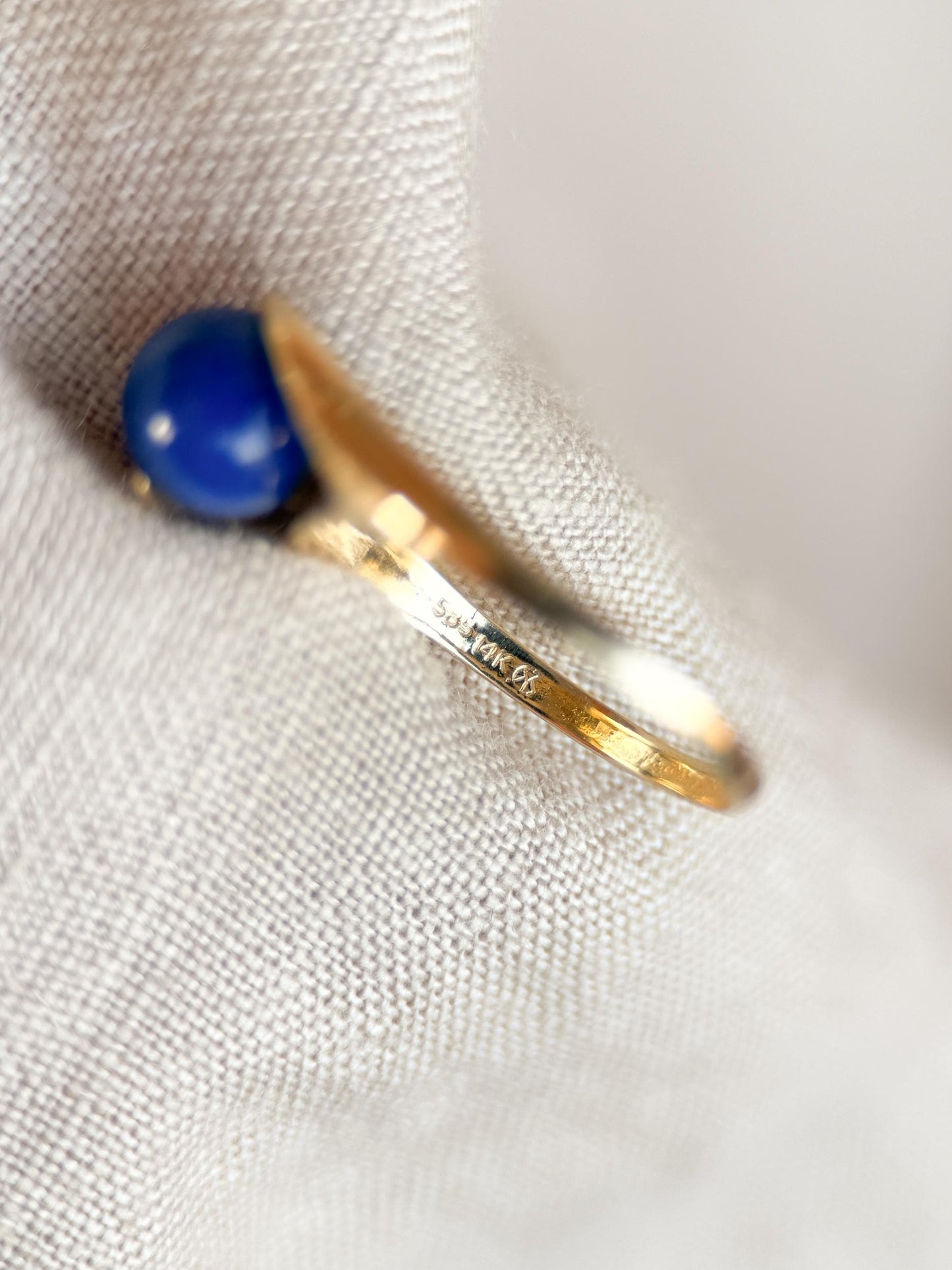 Vintage 1970s Lapis Lazuli Gemstone Ring in 14k Gold - Timeless Sustainability • Vintage Fine Jewelry