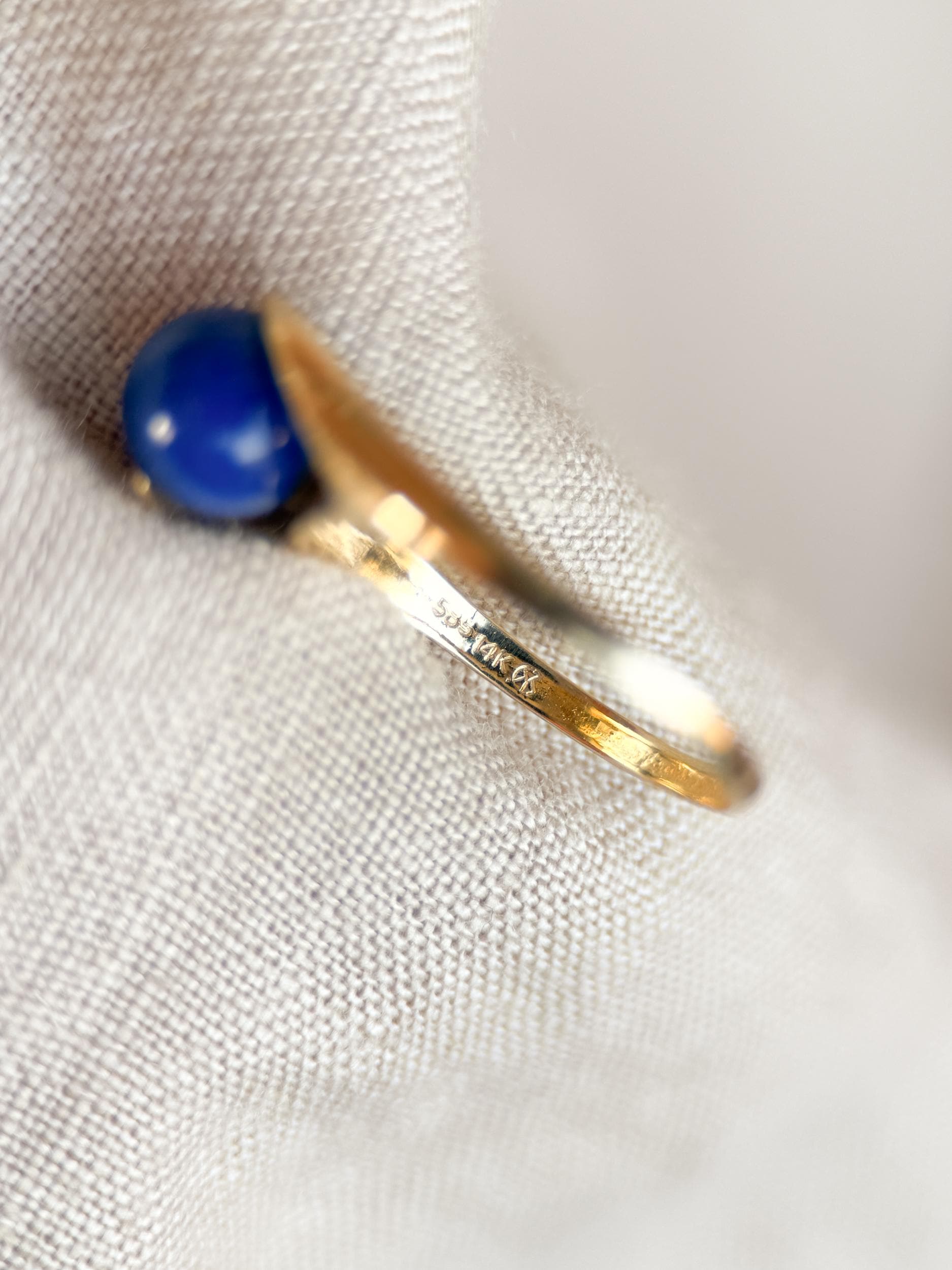 Vintage 1970s Lapis Lazuli Gemstone Ring in 14k Gold - Timeless Sustainability • Vintage Fine Jewelry