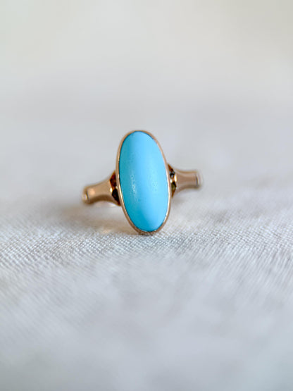 Vintage 1950s Blue Turquoise Gemstone Ring in 14k Gold