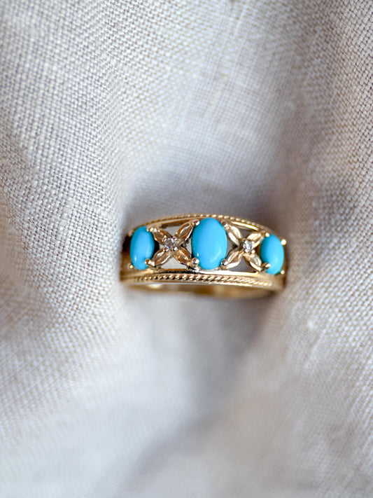 Vintage 1990s Blue Turquoise & Diamond Ring in 14k Gold - Timeless Sustainability • Vintage Fine Jewelry
