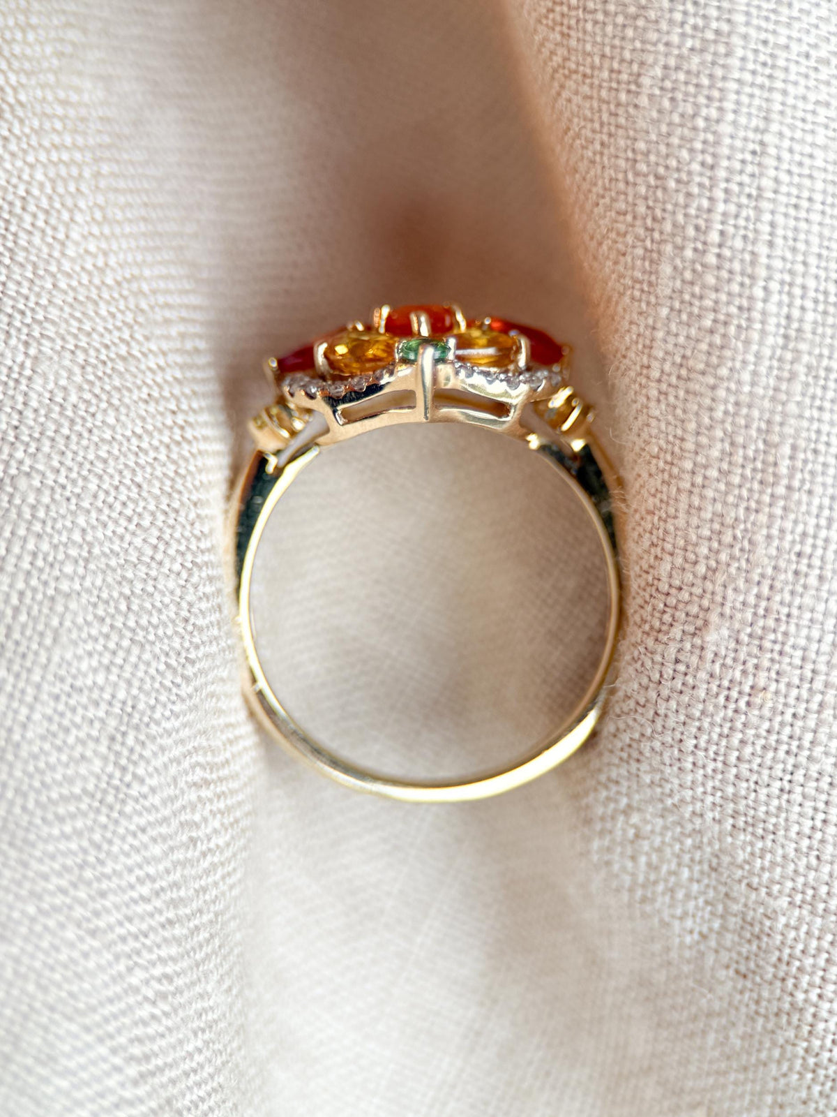 Vintage 1990s Garnet Gemstone Ring in 14k Gold