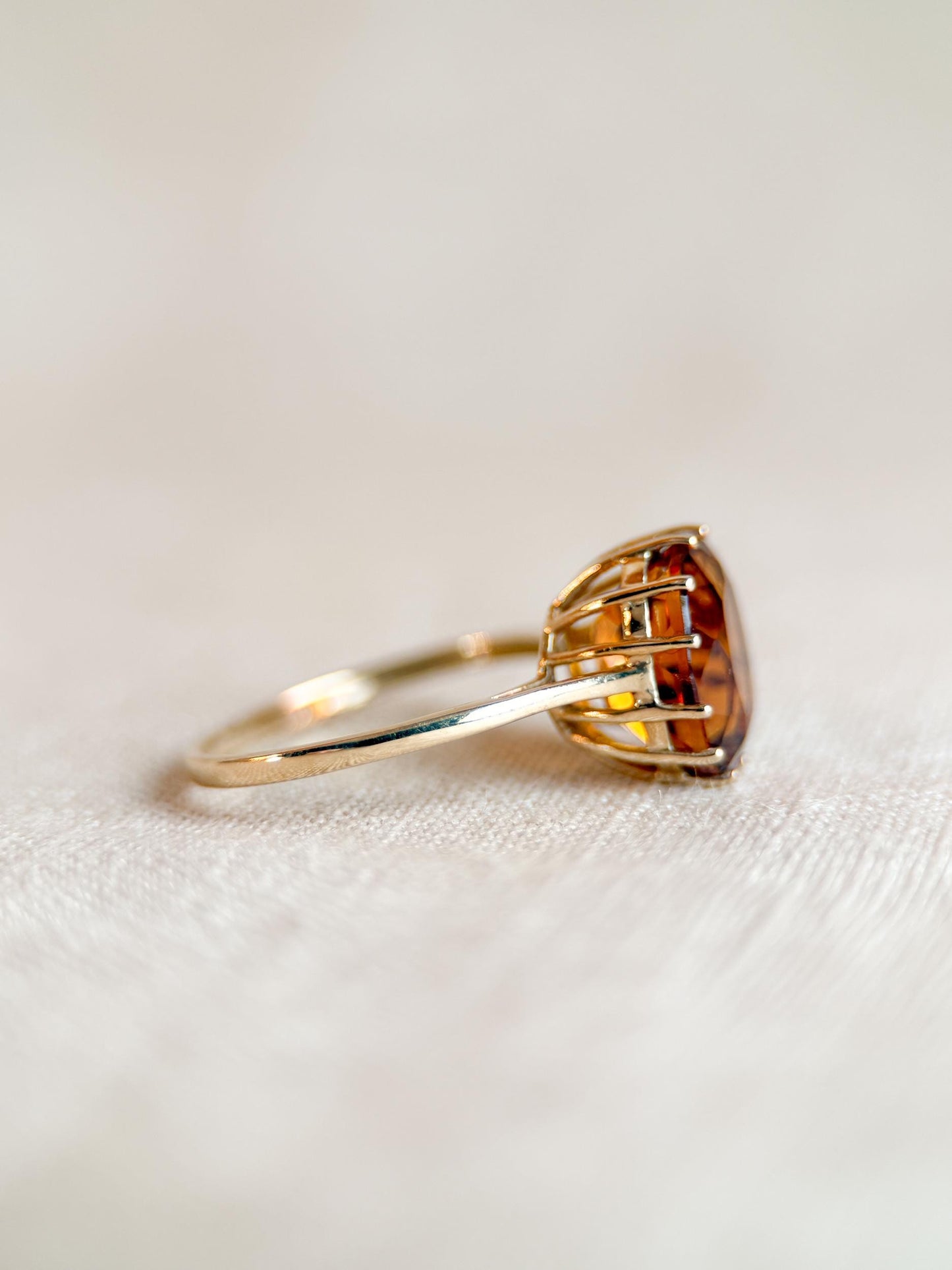 Vintage 1990s Citrine Solitaire Ring in 9k Gold