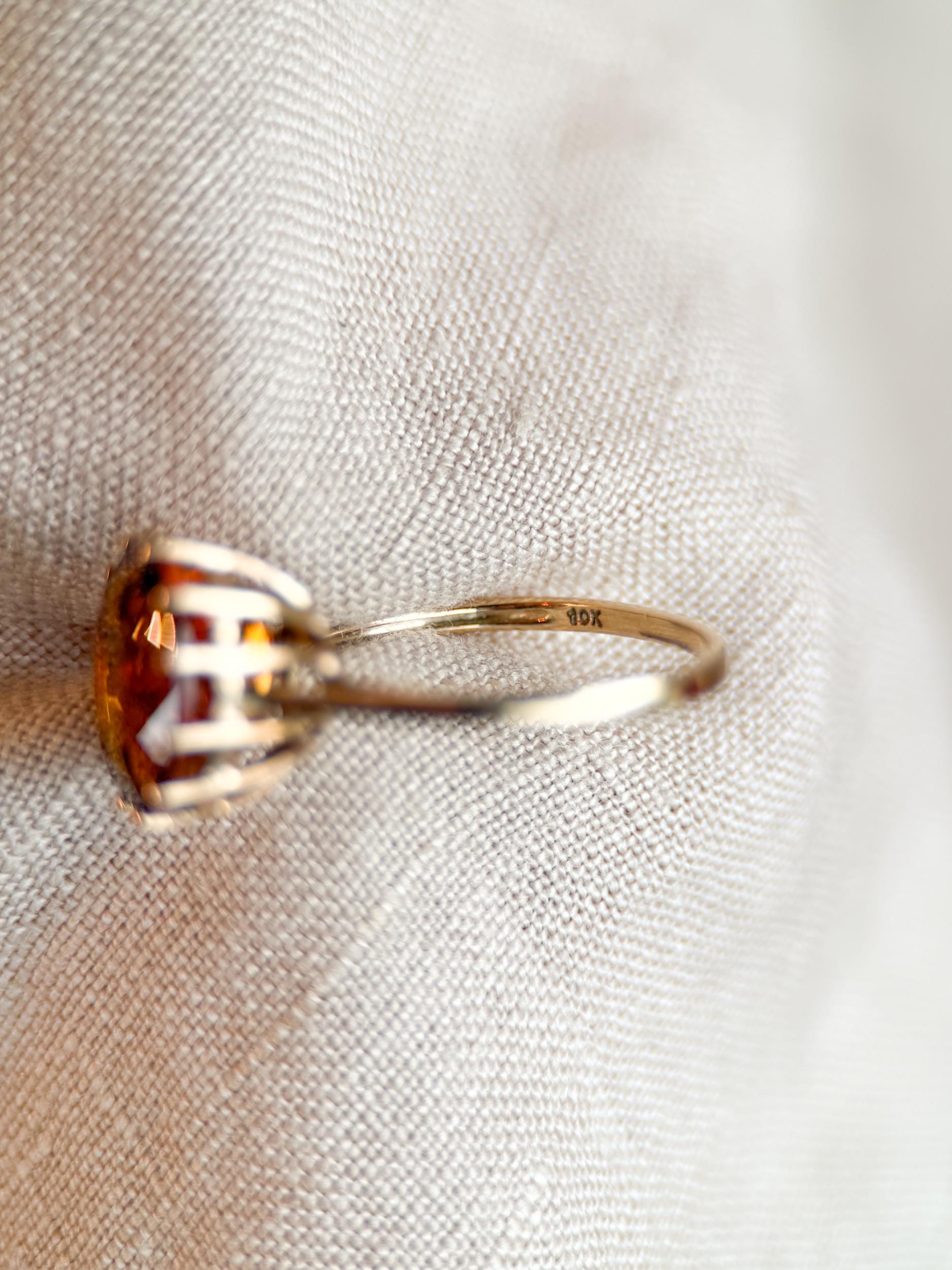 Vintage 1990s Citrine Solitaire Ring in 9k Gold