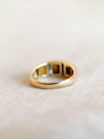 Vintage 1970s Cats Eye & Diamond Band in 10k Gold