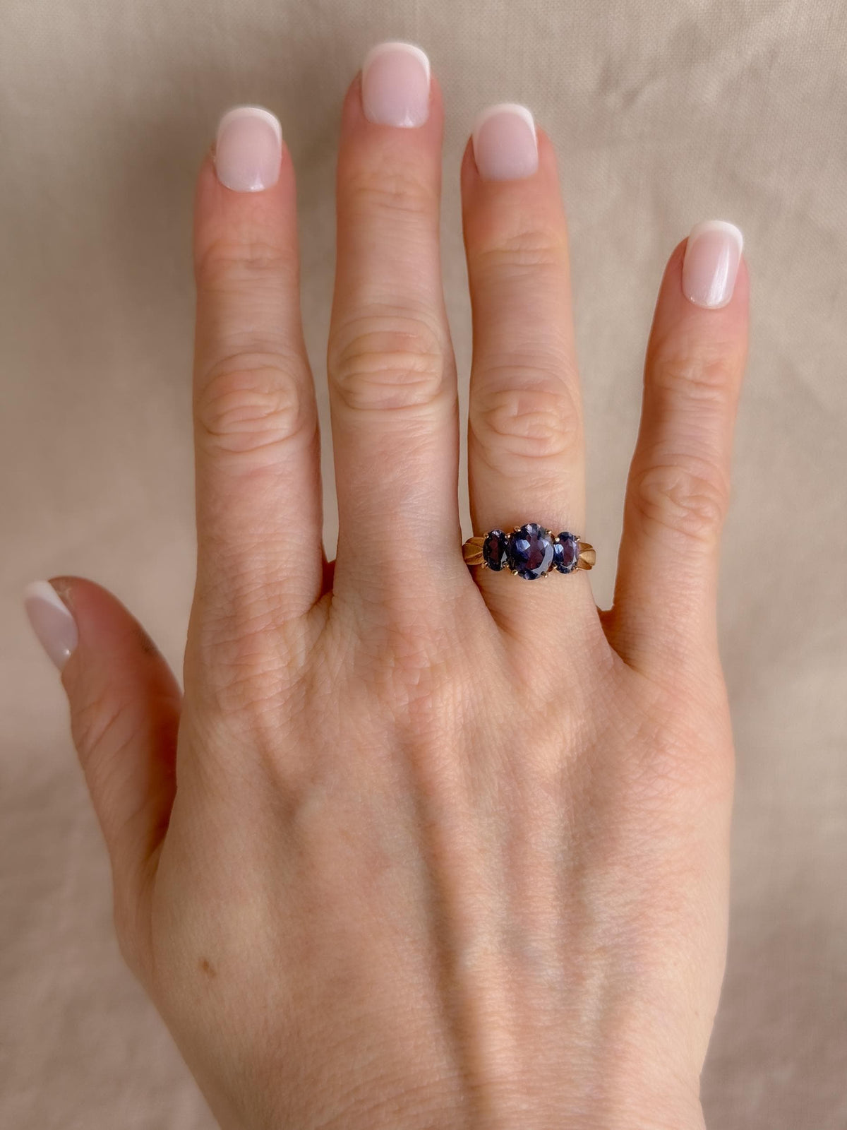 Vintage 1990s Amethyst Three Stone Ring in 14k Gold