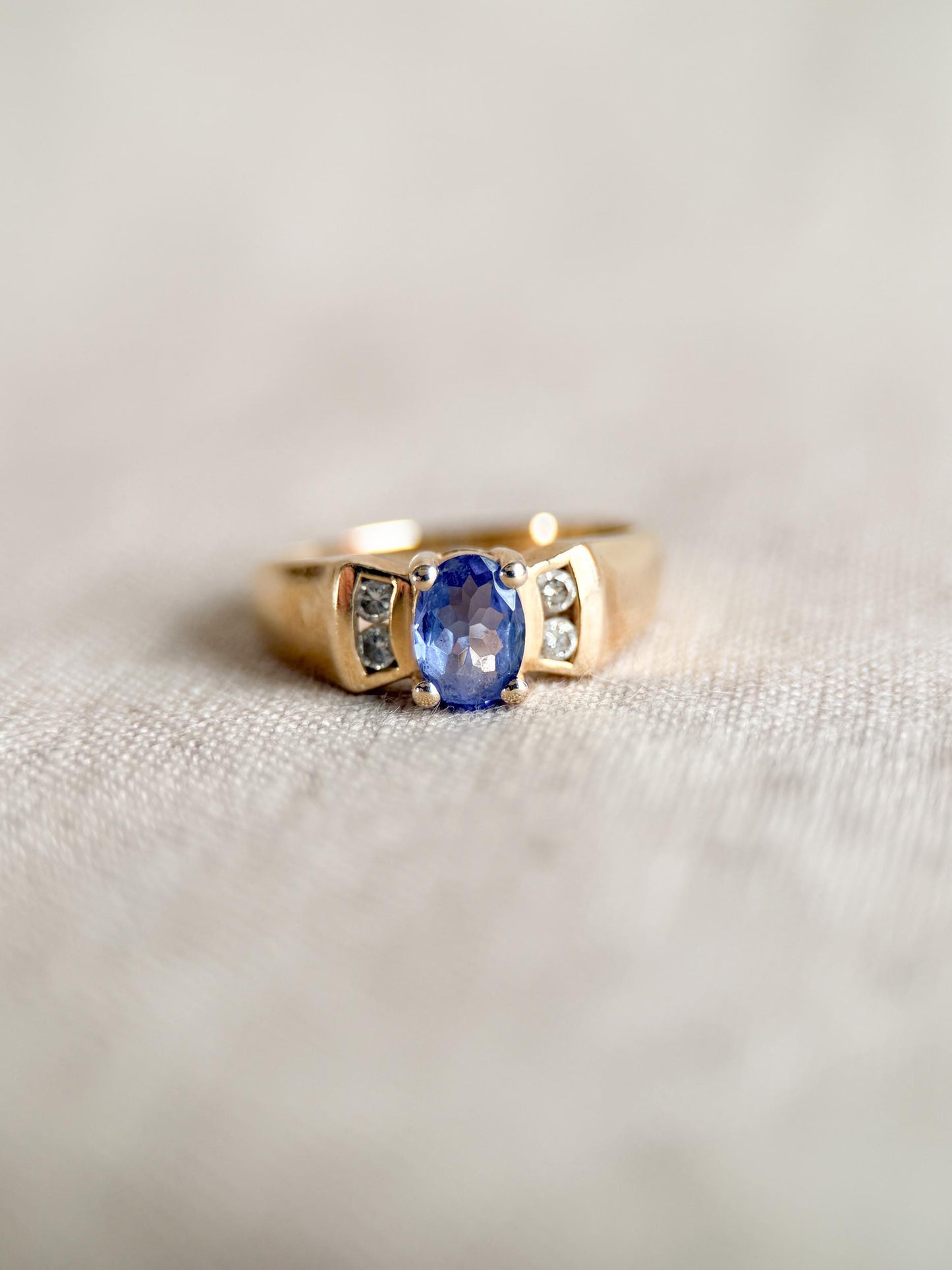 Vintage 1990s Tanzanite & Diamond Ring in 14k Gold