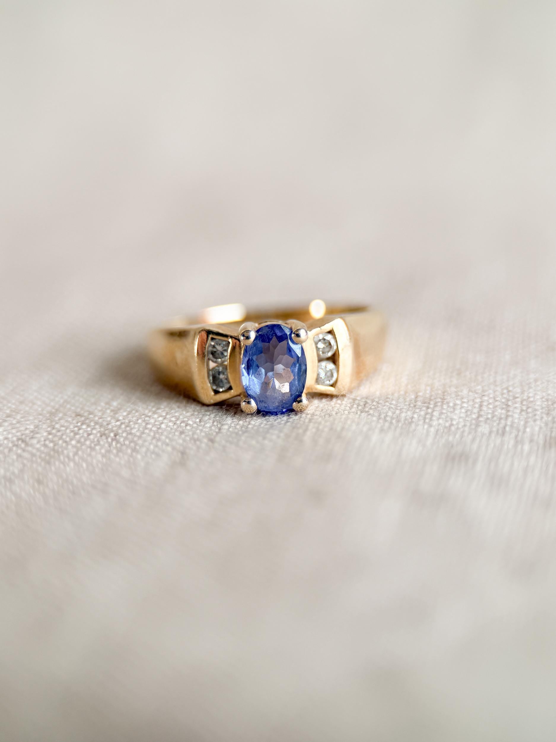 Vintage 1990s Tanzanite & Diamond Ring in 14k Gold