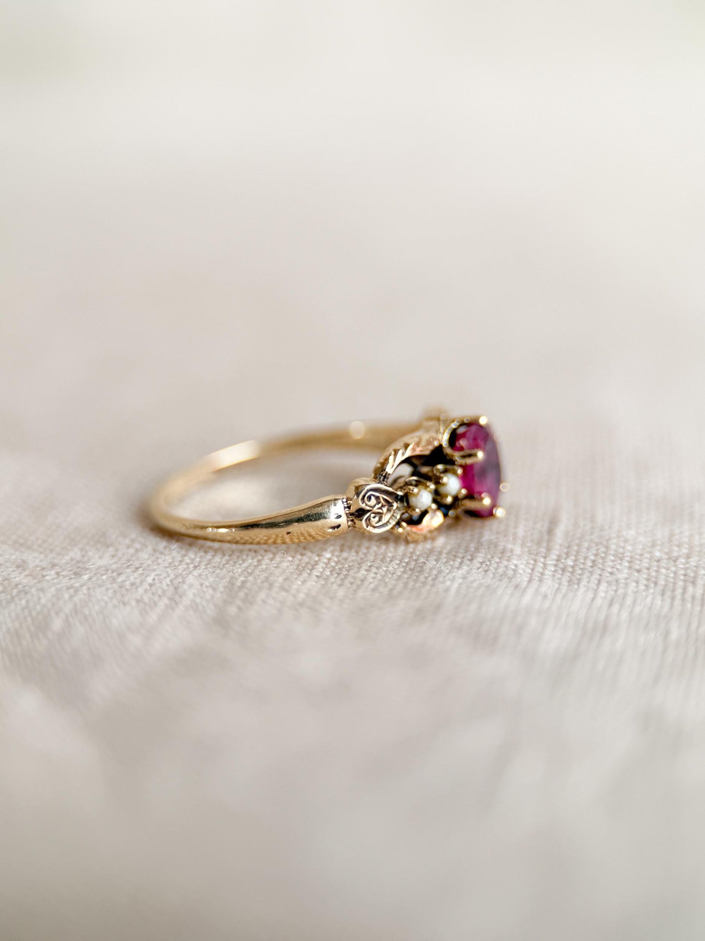 Antique 1900s Art Nouveau Ruby Ring, 14k Gold