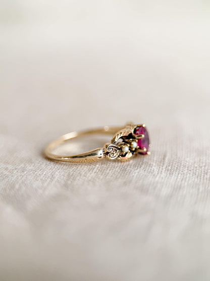 Antique 1900s Art Nouveau Ruby Ring, 14k Gold