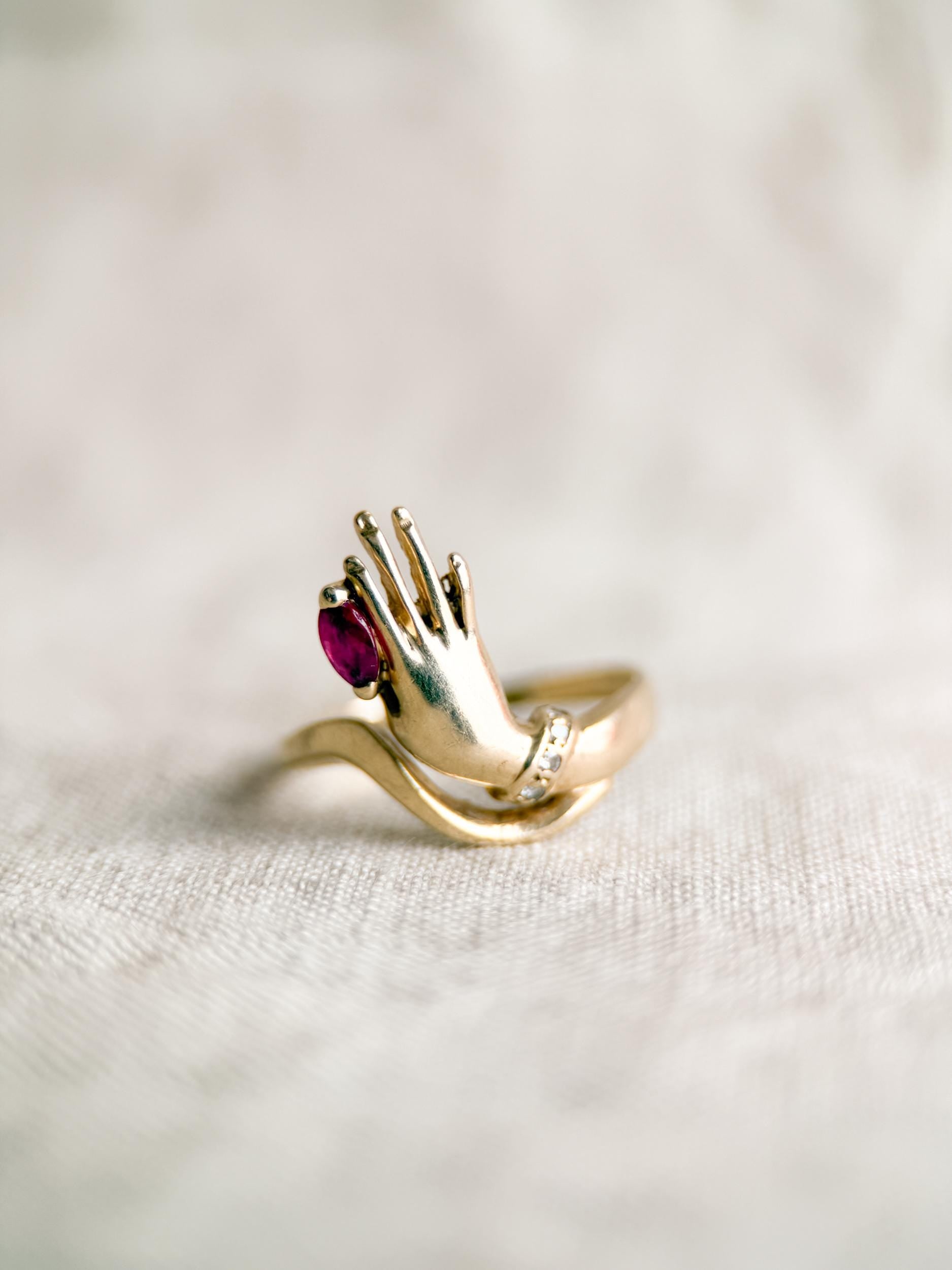 Vintage 1990s Ruby Hand Ring in 14k Gold