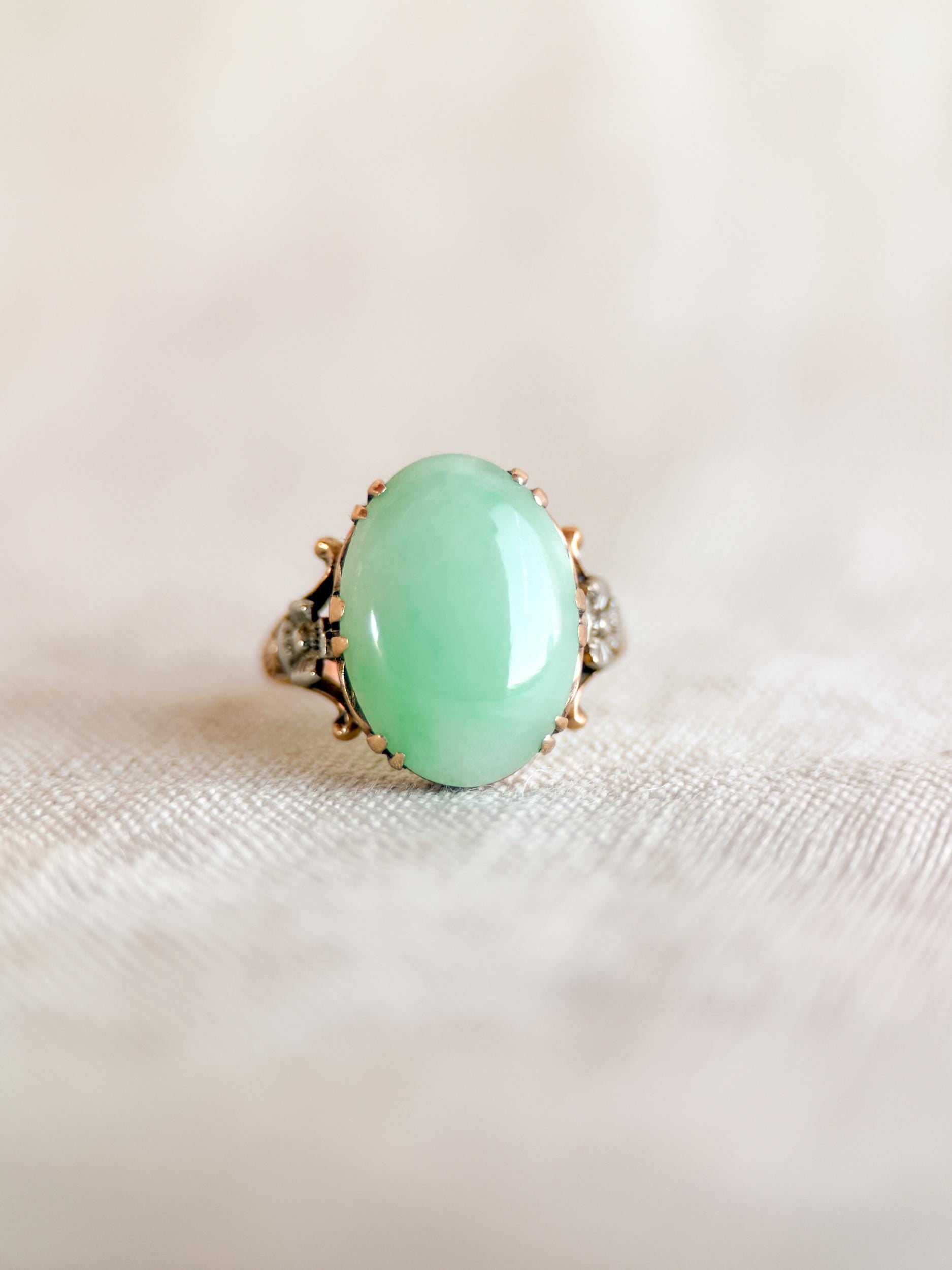 Vintage 1960s Art Nouveau Jade Ring in 14k Gold - Timeless Sustainability • Vintage Fine Jewelry
