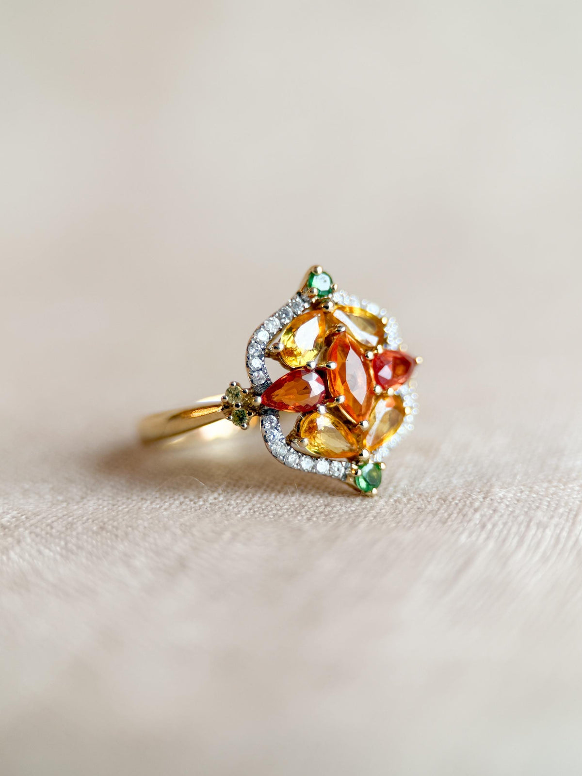 Vintage 1990s Garnet Gemstone Ring in 14k Gold