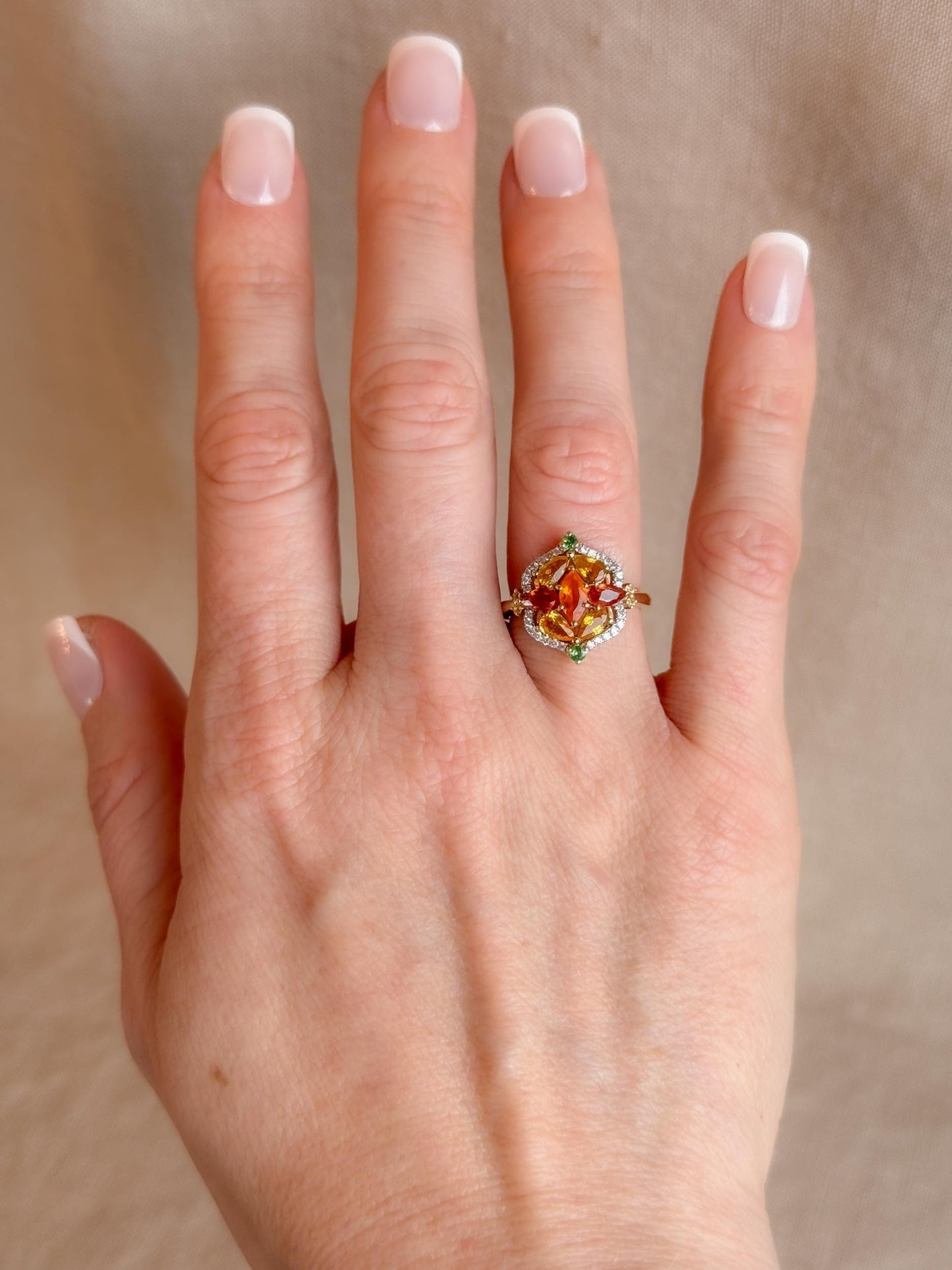 Vintage 1990s Garnet Gemstone Ring in 14k Gold