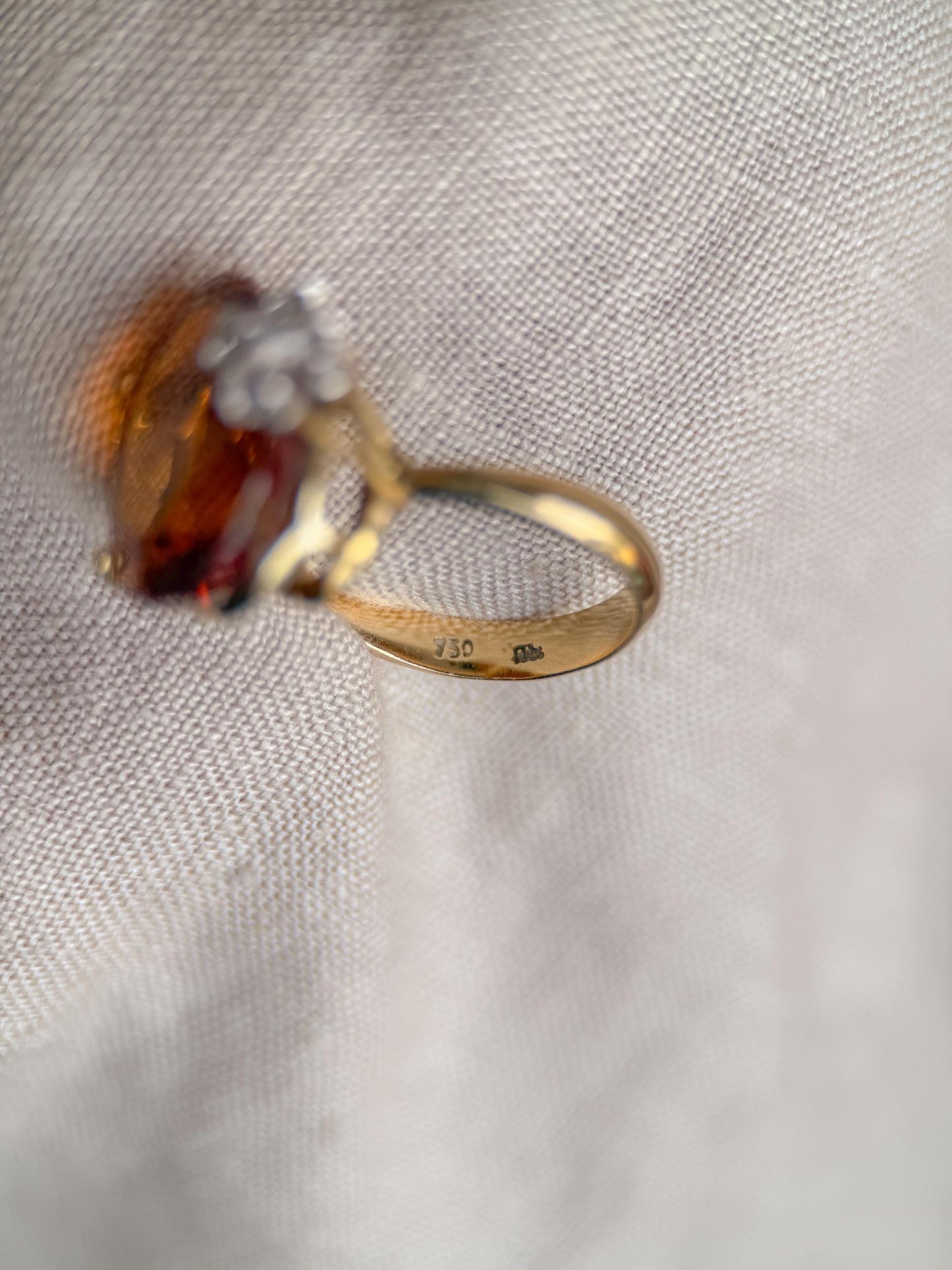 Vintage 1970s Citrine Cocktail Ring in 18k Gold