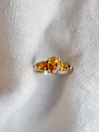 Vintage 1970s Three Stone Citrine Ring in 10k Gold