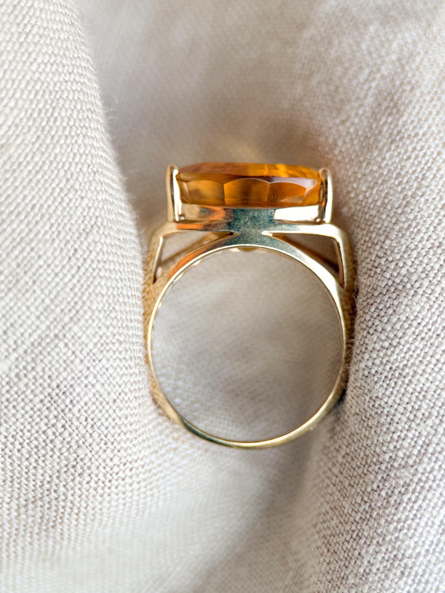 Vintage 1980s Geometric Citrine Cocktail Ring in 14k Gold - Timeless Sustainability • Vintage Fine Jewelry