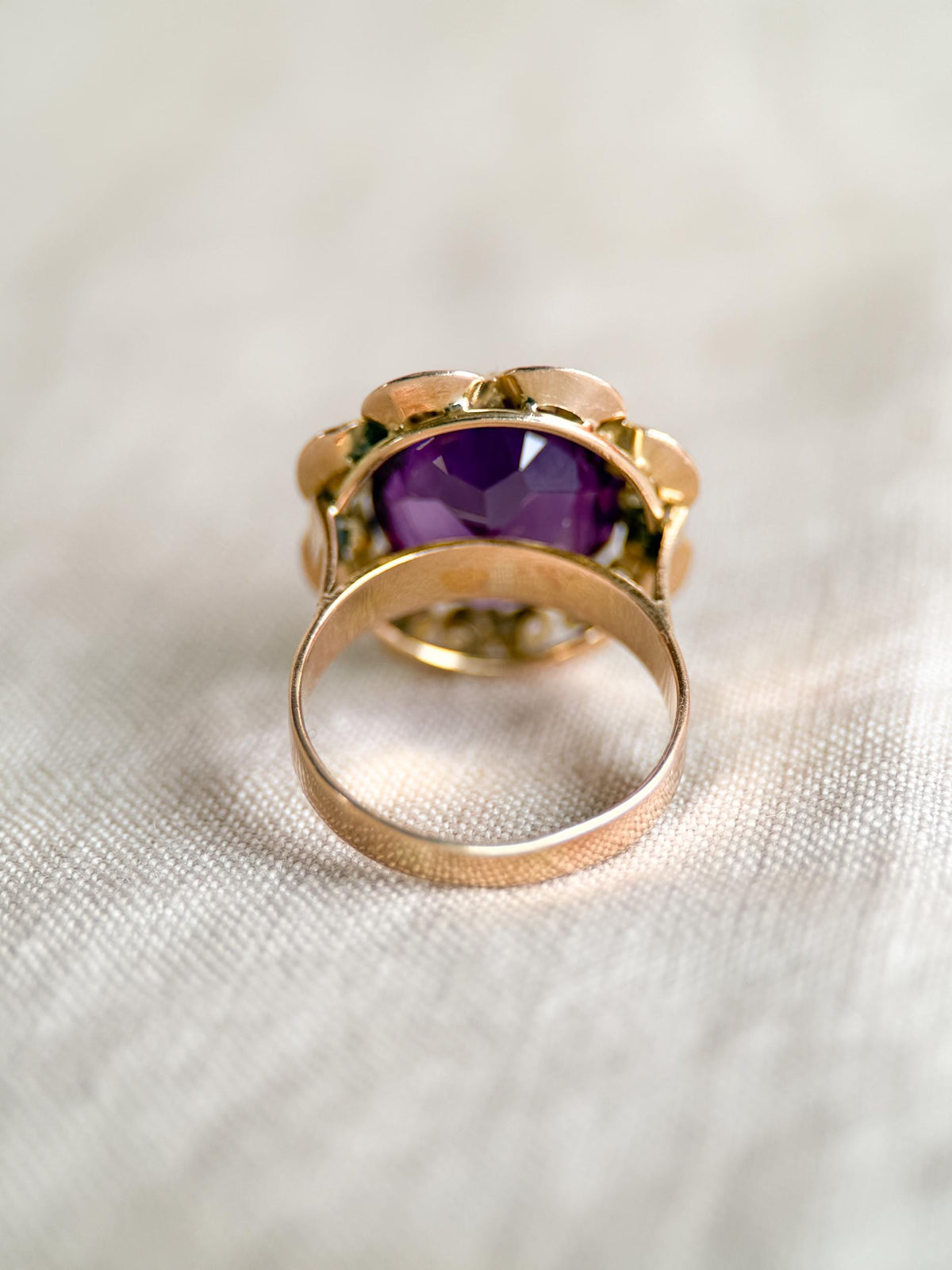 Vintage 1930s Oval Cut Purple Sapphire Ring, 14k Gold