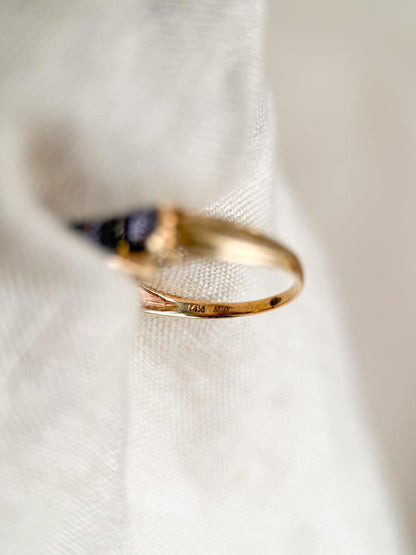 Vintage 1990s Amethyst Three Stone Ring in 14k Gold