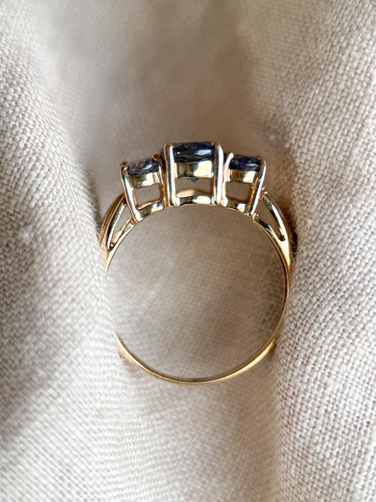 Vintage 1990s Amethyst Three Stone Ring in 14k Gold