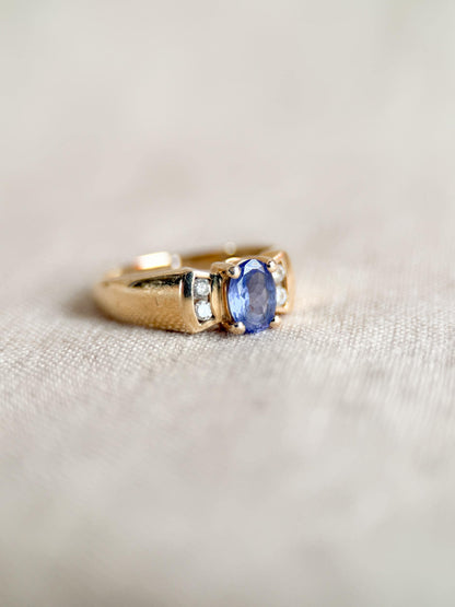 Vintage 1990s Tanzanite & Diamond Ring in 14k Gold