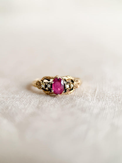 Antique 1900s Art Nouveau Ruby Ring, 14k Gold