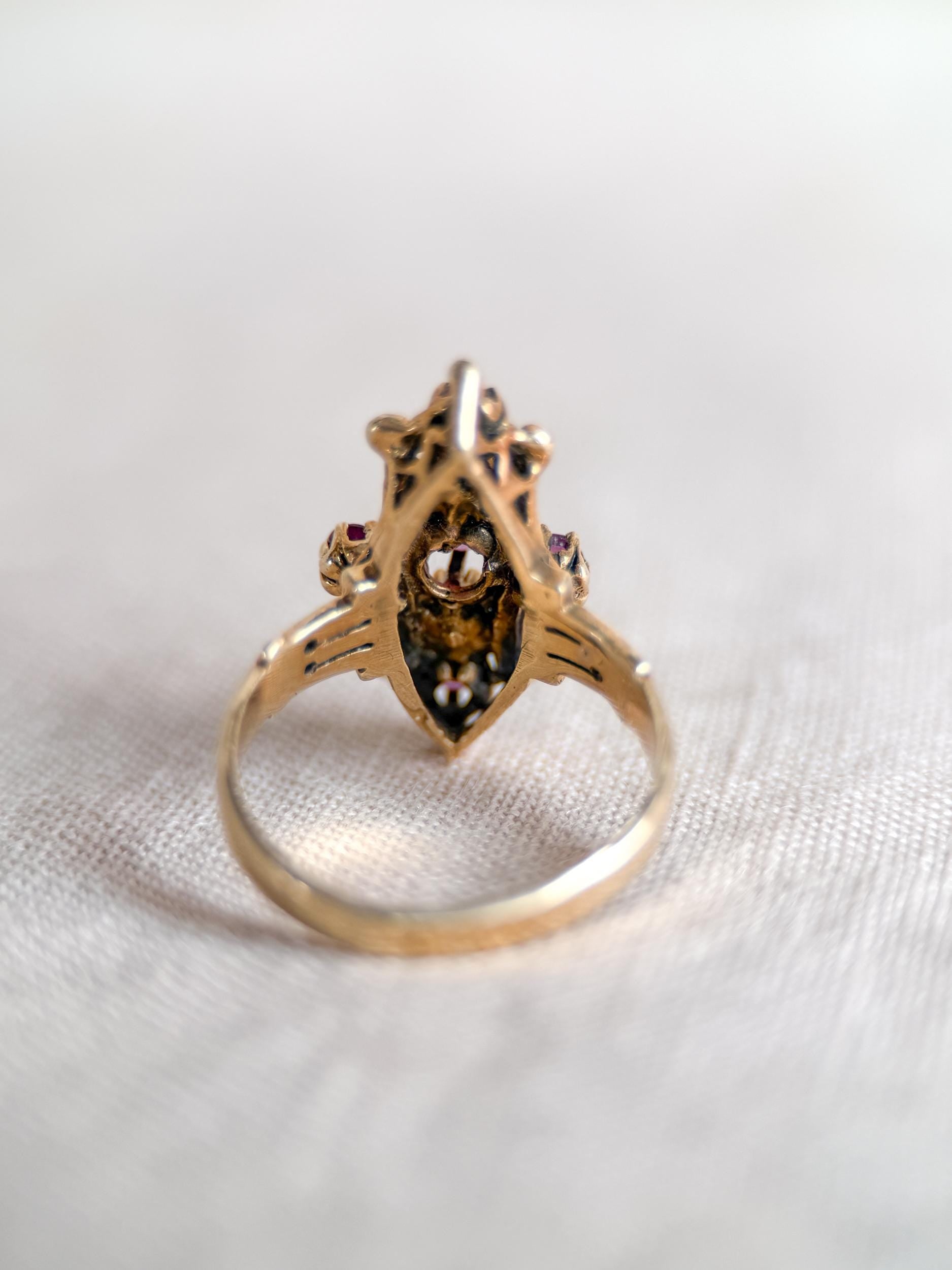 Antique 1930s Art Nouveau Ruby Ring, 14k Gold