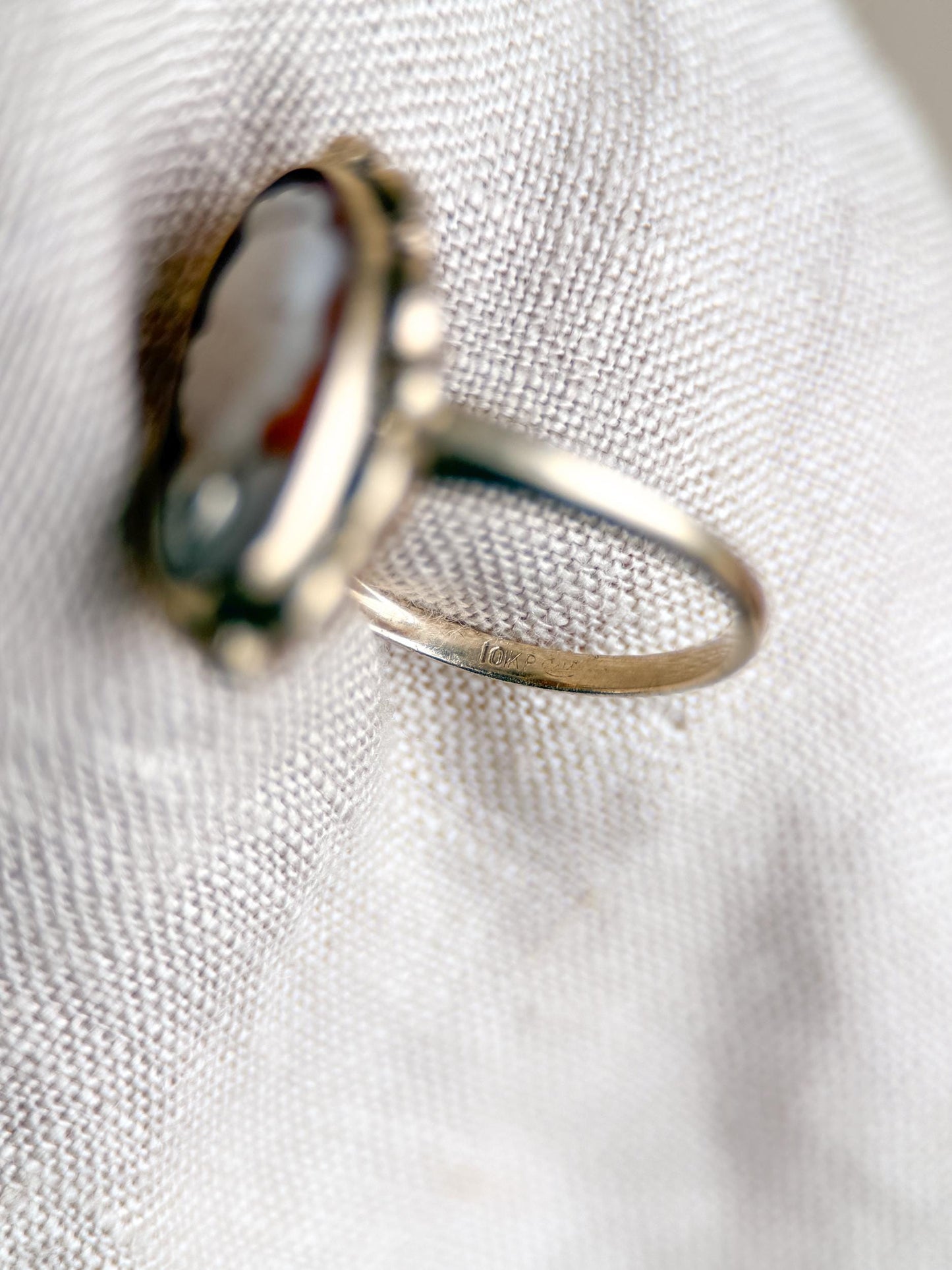 Antique 1920s Cameo Ring in 10k Gold