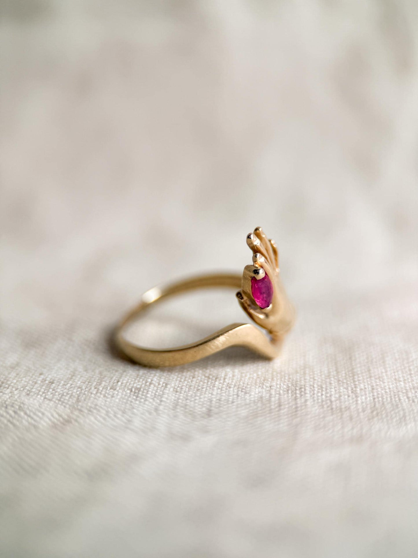 Vintage 1990s Ruby Hand Ring in 14k Gold