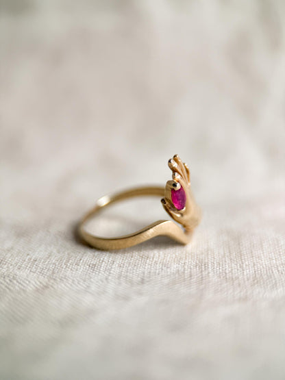 Vintage 1990s Ruby Hand Ring in 14k Gold