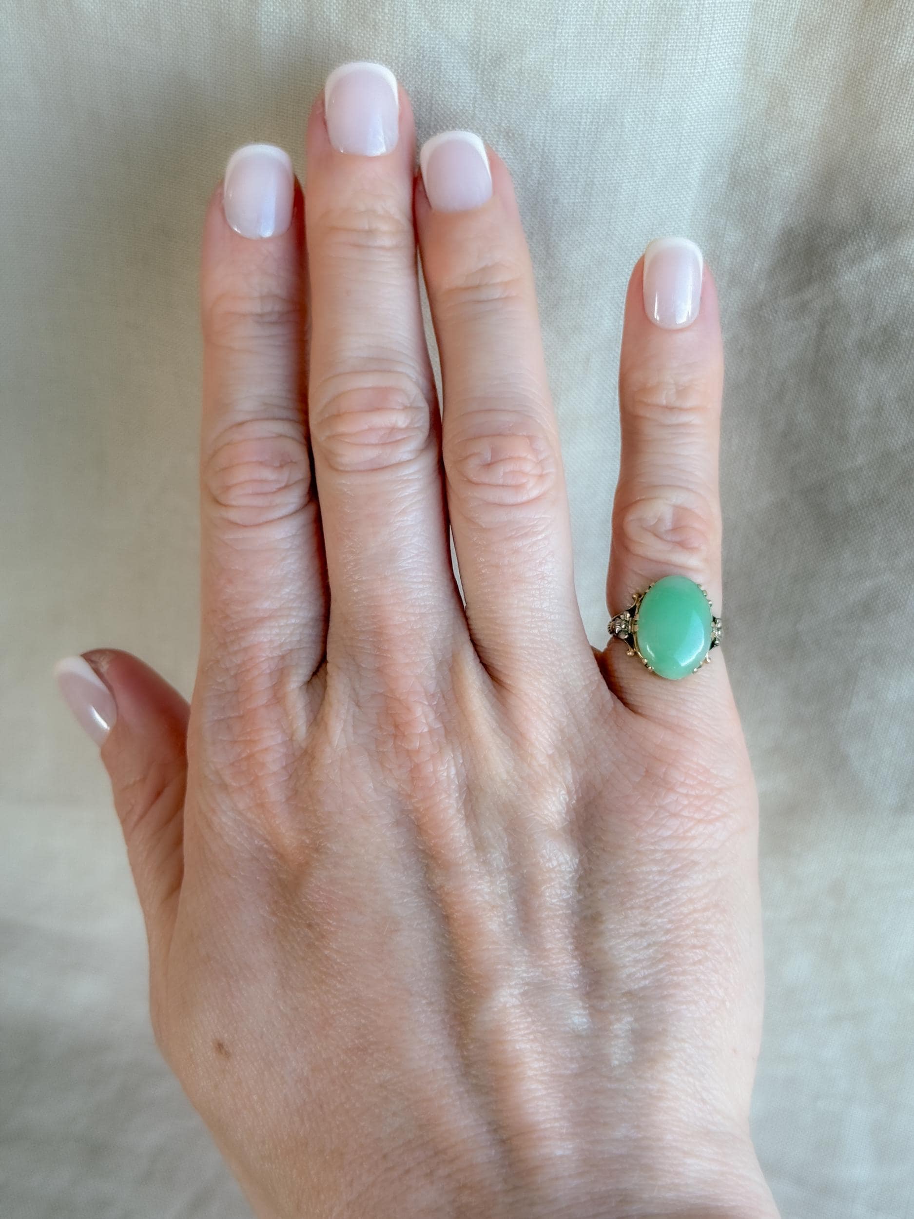 Vintage 1960s Art Nouveau Jade Ring in 14k Gold - Timeless Sustainability • Vintage Fine Jewelry