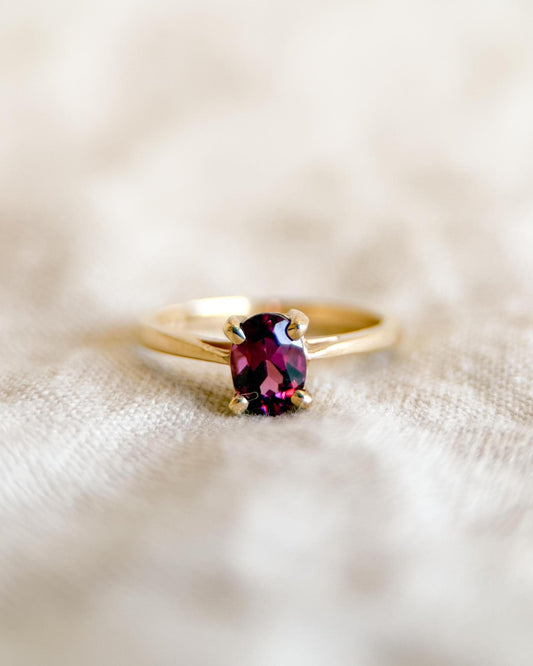 Vintage Rhodolite Garnet Ring, 14k Gold Oval Cut Solitaire Statement Ring, Minimalist Jewelry