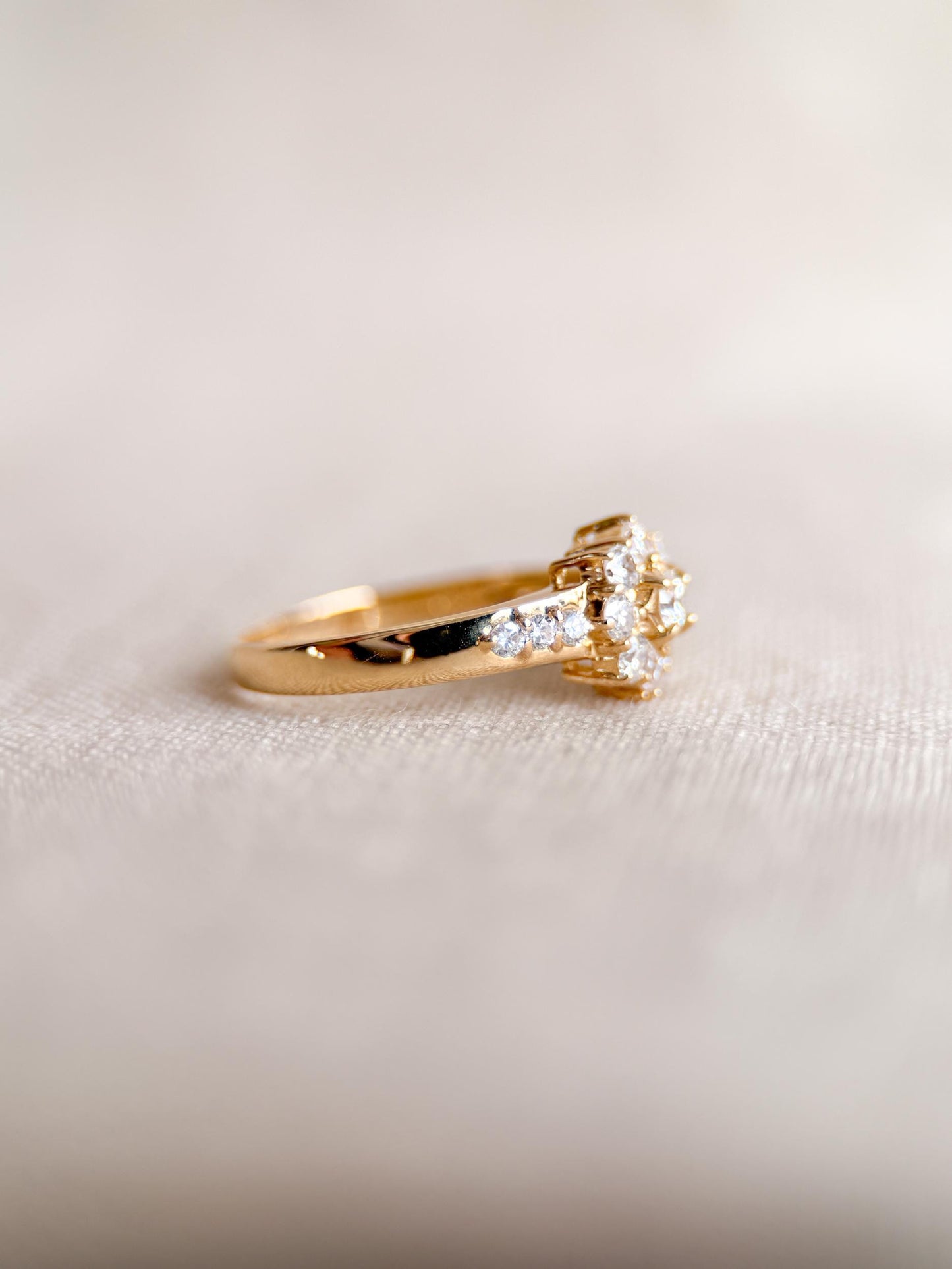 Vintage Diamond Halo Engagement Ring, Round Cut, 18k Gold, Prong Set Floral Bridal Ring