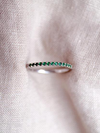 Vintage Emerald Wedding Band, 10k White Gold, Prong Set Classic Minimalist Stacking Band