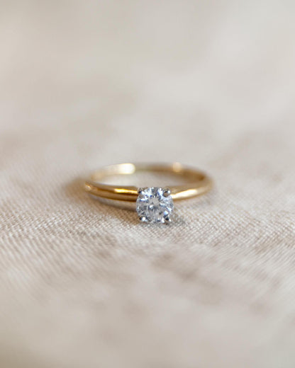 Vintage Diamond Engagement Ring, Round Cut, 14k Gold, Solitaire Bridal Ring