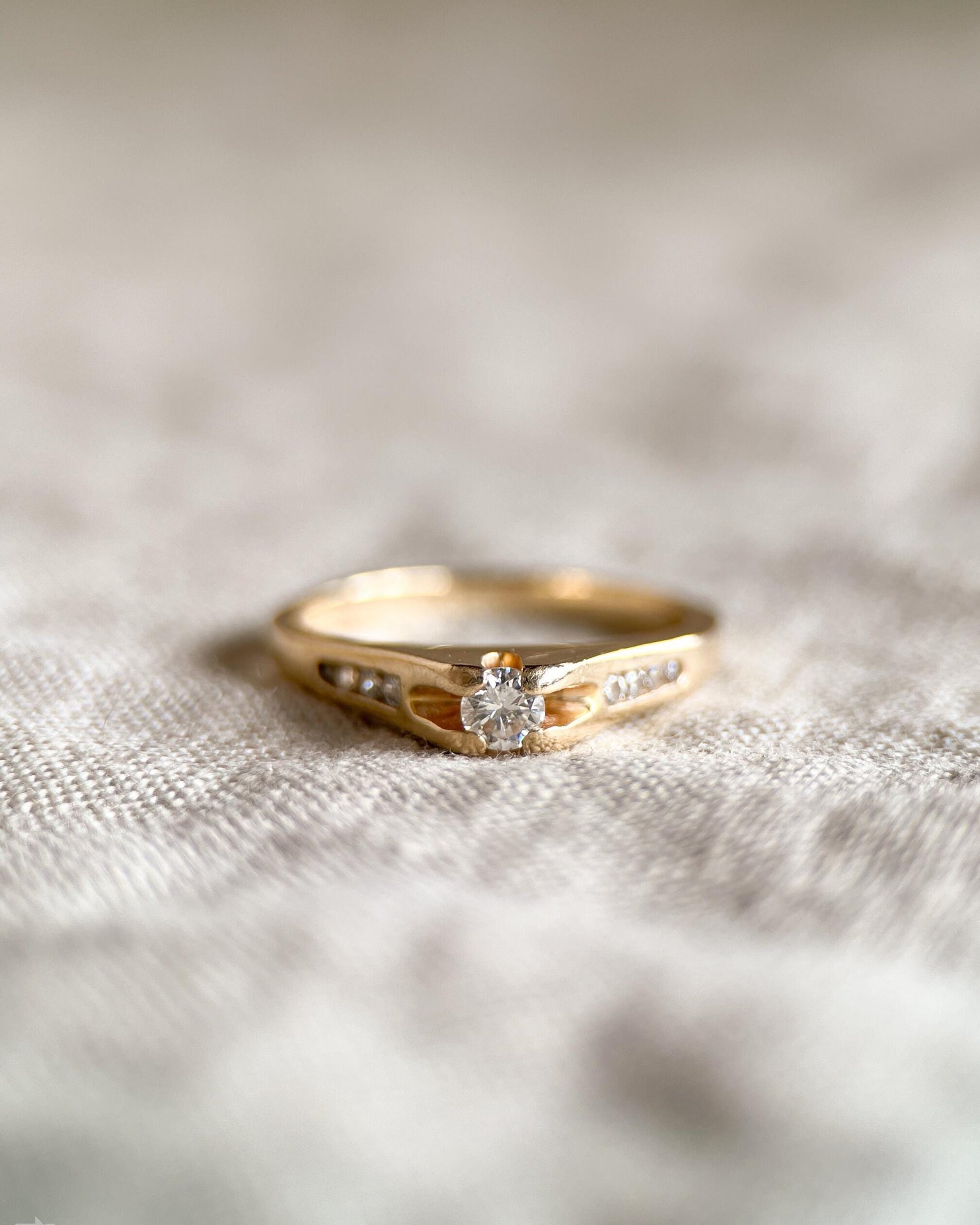 Vintage 1990s Diamond Engagement Ring in 14k Gold